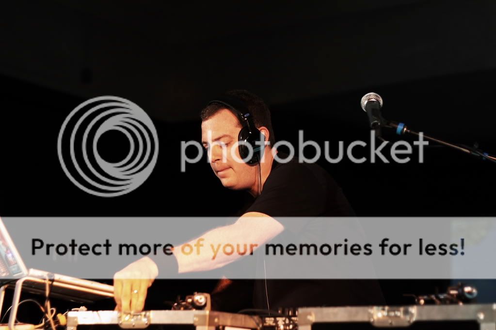 IMAGE: http://i444.photobucket.com/albums/qq163/javig999/IMG_8748.jpg