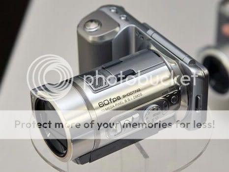 The JVC GX PX1: hybrid camera combination digital camera and camcorder jvc gx px1 2 The JVC GX PX1: hybrid camera combination digital camera and camcorder